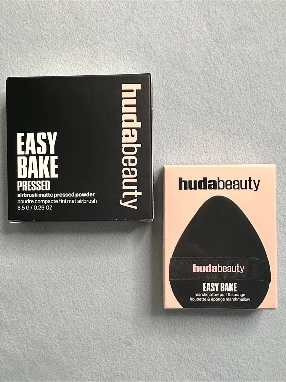 🎨 HUDA | EASY BAKE AIRBUSH MATTE PRESSED SETTING POWDER AND MARSHMALLOW PUFF